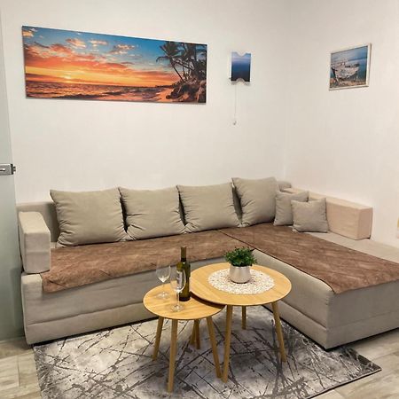 Apartment Lucija Ябланац Екстериор снимка