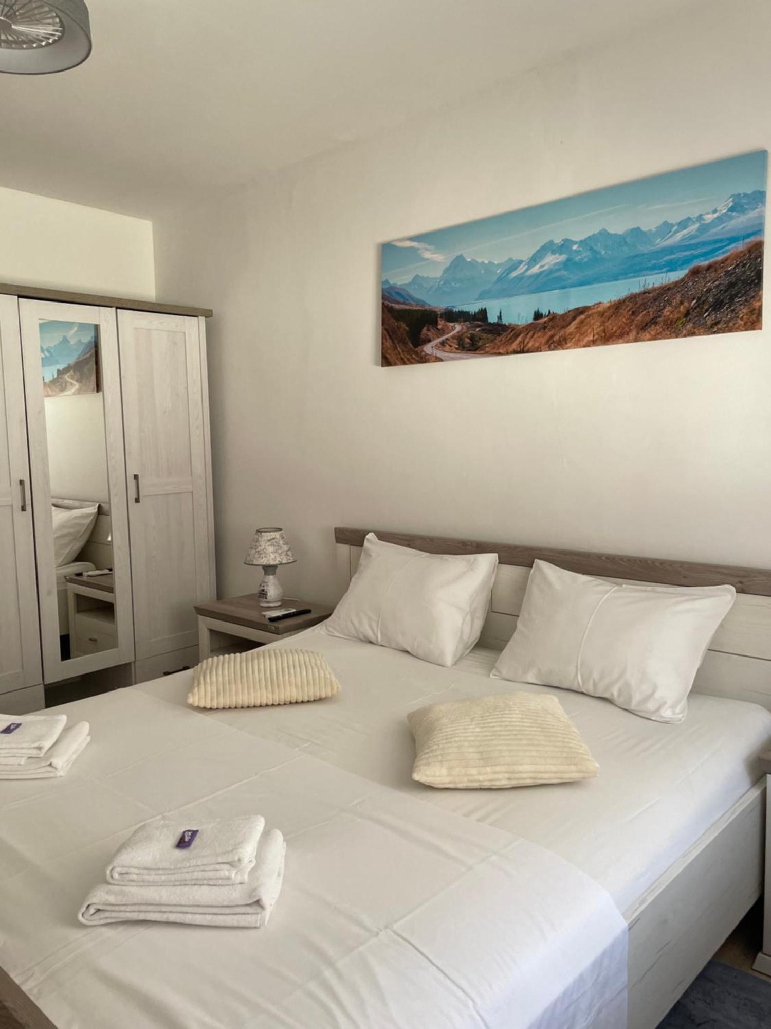 Apartment Lucija Ябланац Екстериор снимка